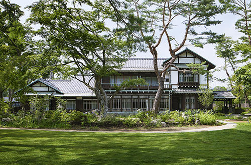 Sogo Memorial Hall Garden